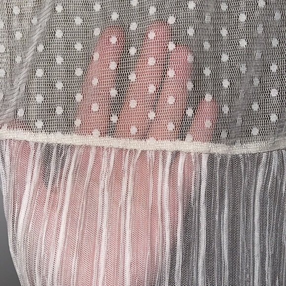 Zara sheer blouse. - Picture 3 of 4